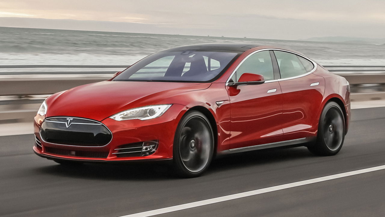 How Driving The Tesla Model S P85D Completely Changes Your Perspective On Cars