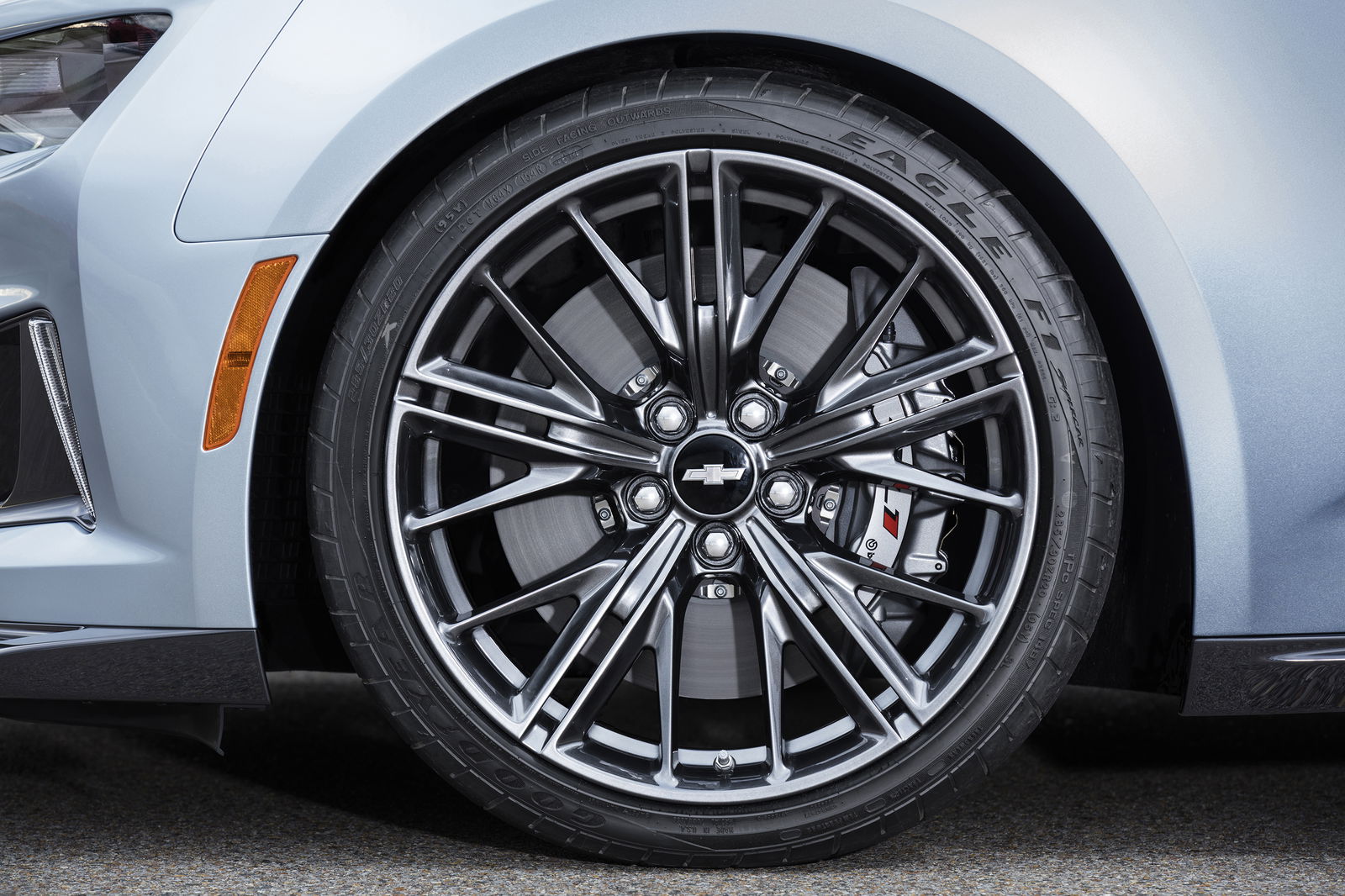 5 Things You Need To Know About The New Chevrolet Camaro ZL1