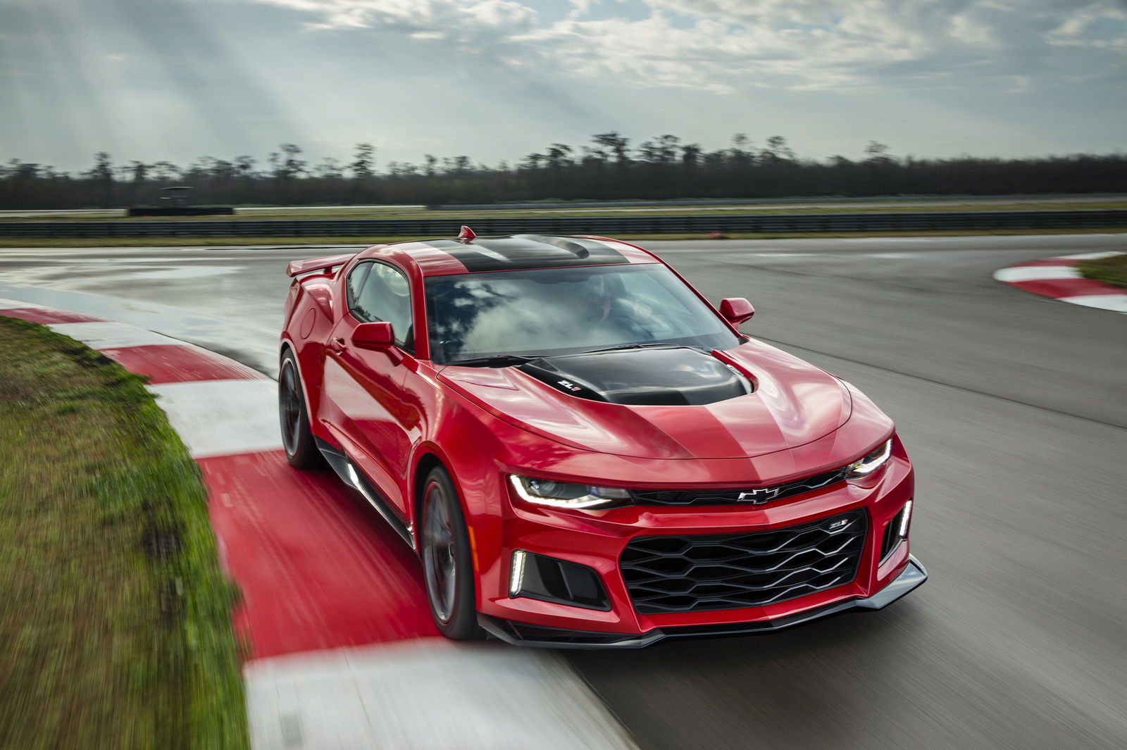5 Things You Need To Know About The New Chevrolet Camaro ZL1
