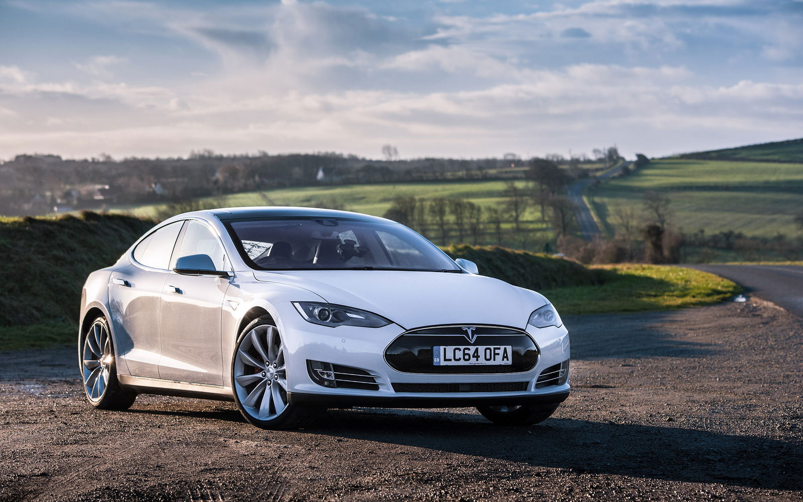 The Tesla Model S has some of the most advanced autonomous features available in 2015