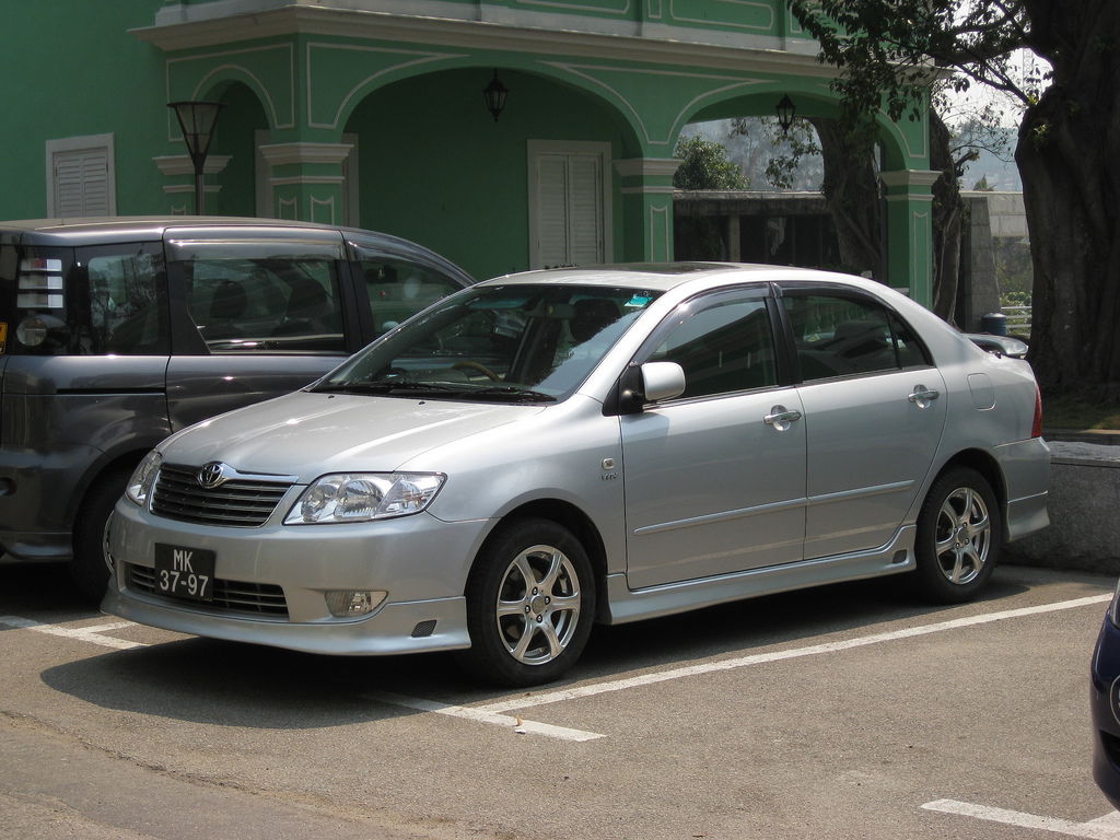 10 Terrible Cars You're Embarrassed To Admit You Loved As A Kid