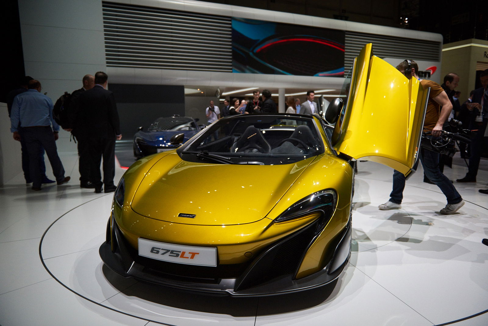 How This Year's Geneva Motor Show Proved Petrolheads Are Still Thriving