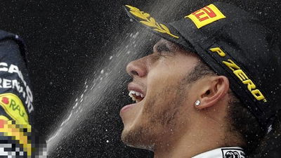 8 Pixelated Podium Pics That Will Change The Way You Look At F1 Racing Drivers