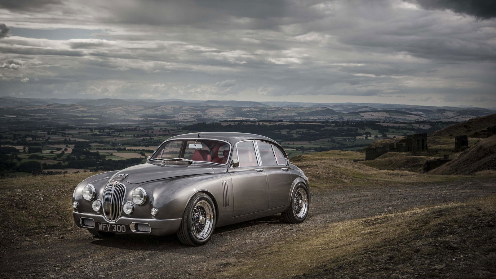 This One-Of-A-Kind Jaguar Mark 2 Combines Classic Elegance With Modern Reliability