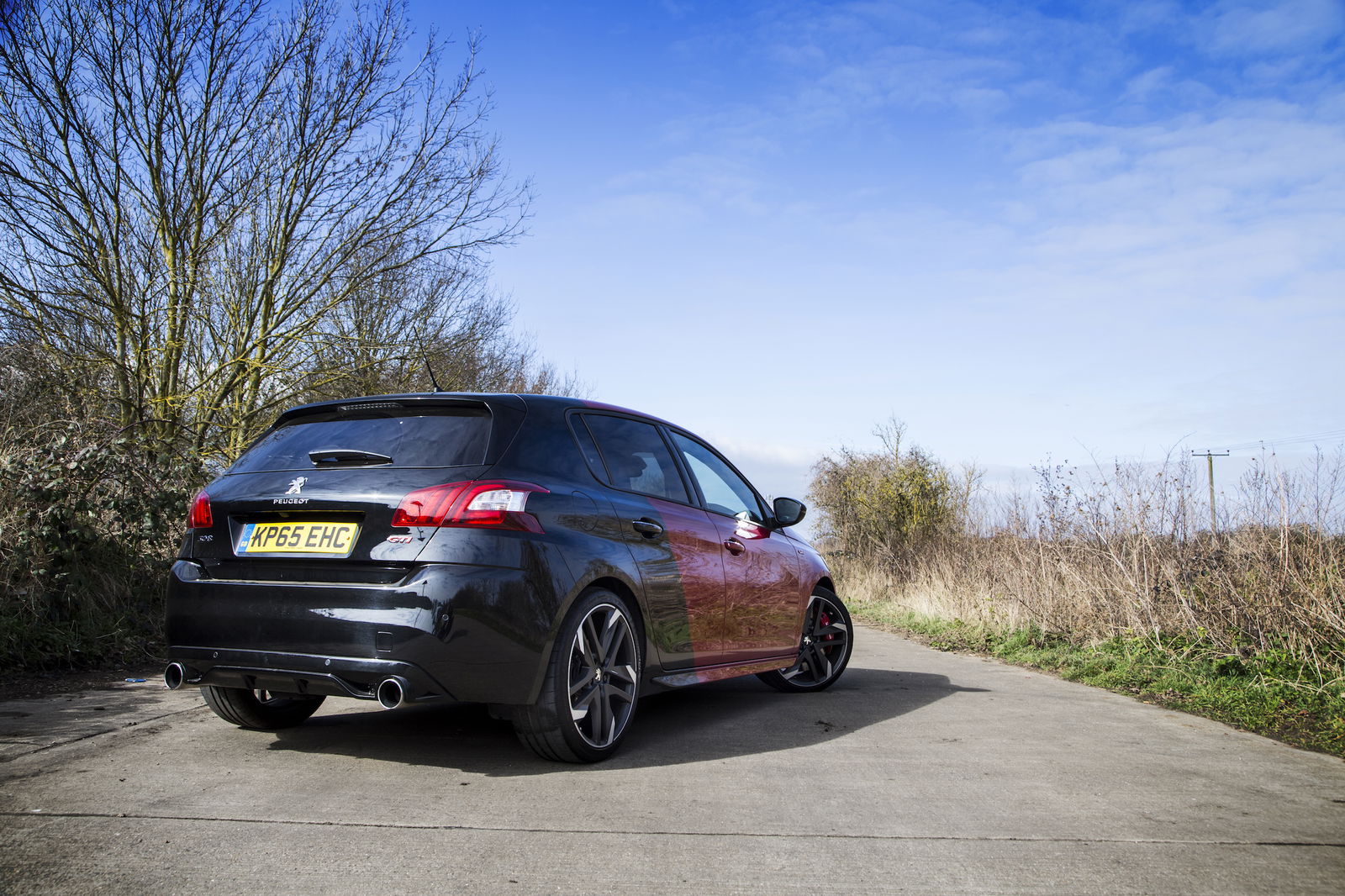 Peugeot 308 GTI 270 Review: Blisteringly Quick With One Fatal Flaw