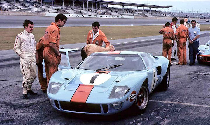 The 8 Most Successful Le Mans Racing Drivers Ever