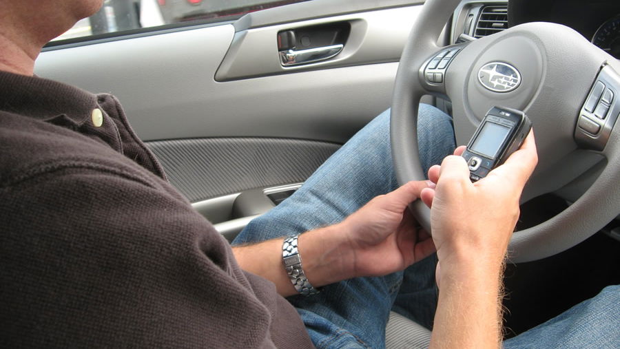 7 Features That Aren't Standard On Cars But Should Be