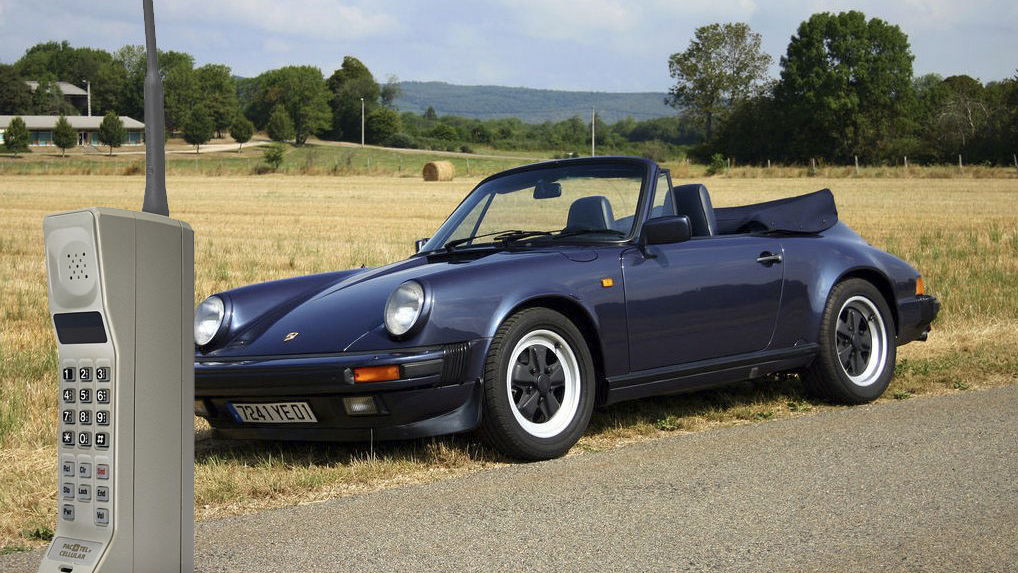 If These 9 Popular Phones Were Cars, Here's What They'd Be
