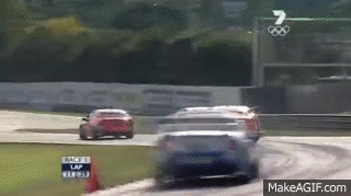 12 Gifs Of V8 Supercar Drivers Doing Serious Slides And Drifts