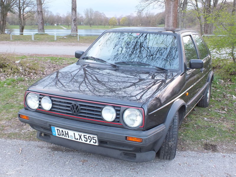 7 Of The Coolest Retro Rides You Can Buy For Under £3000