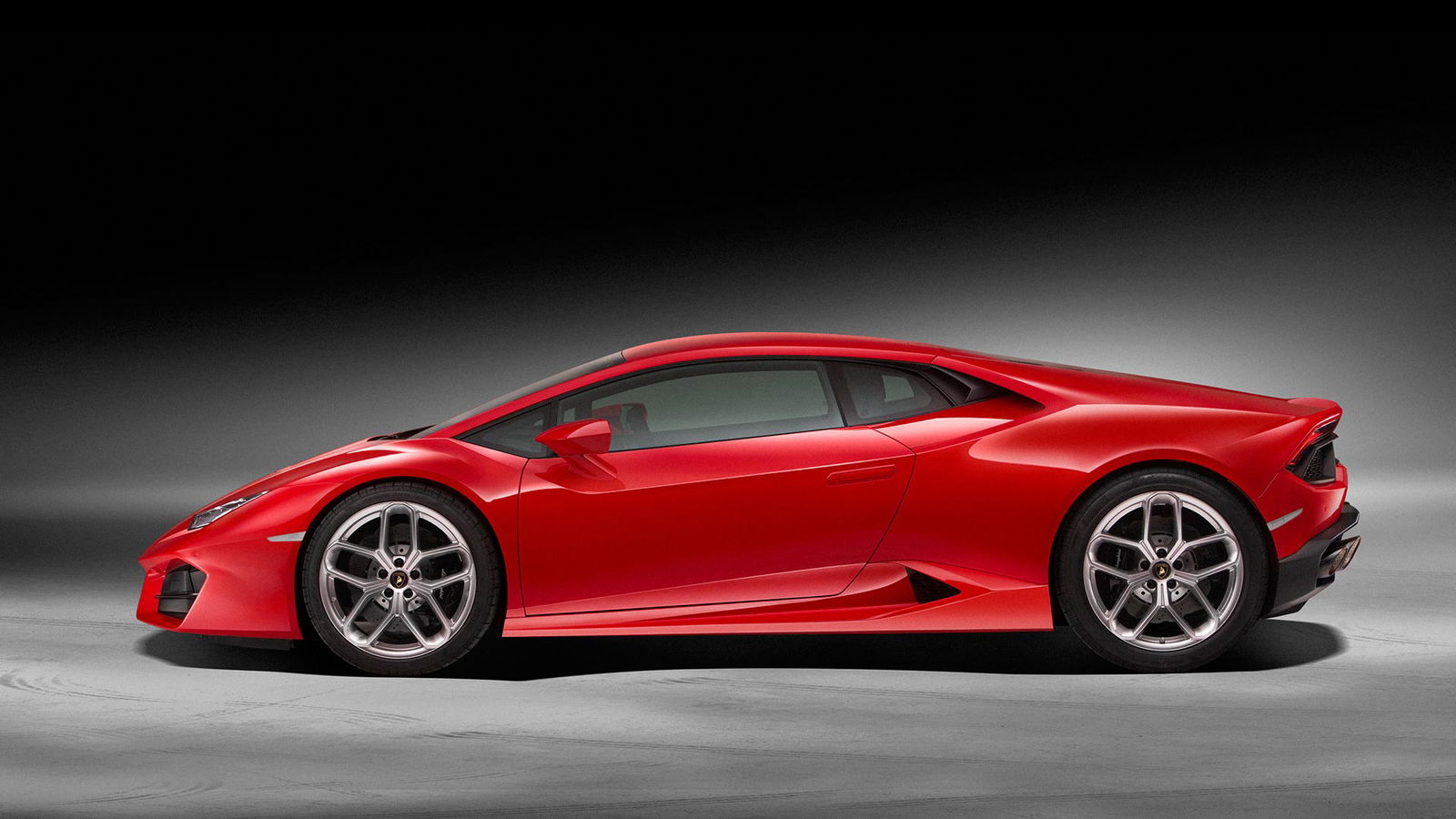 Lamborghini Just Hired 150 People, And It’ll Be Employing Even More In 2016