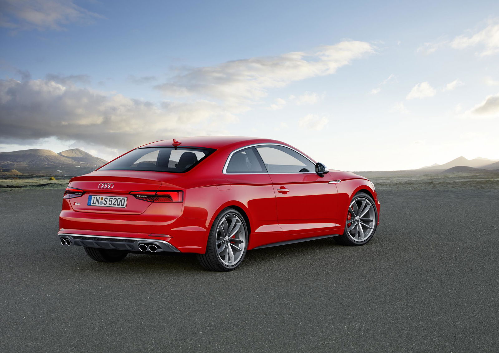 6 Things You Need To Know About The New 349bhp Audi S5