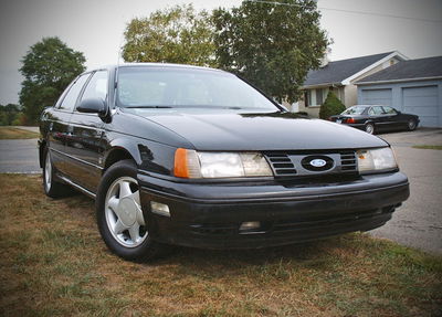 Like Cleaning Your Car? It's Time To Ditch The Fancy Clay Bars And Get A Proper Polishing Wheel