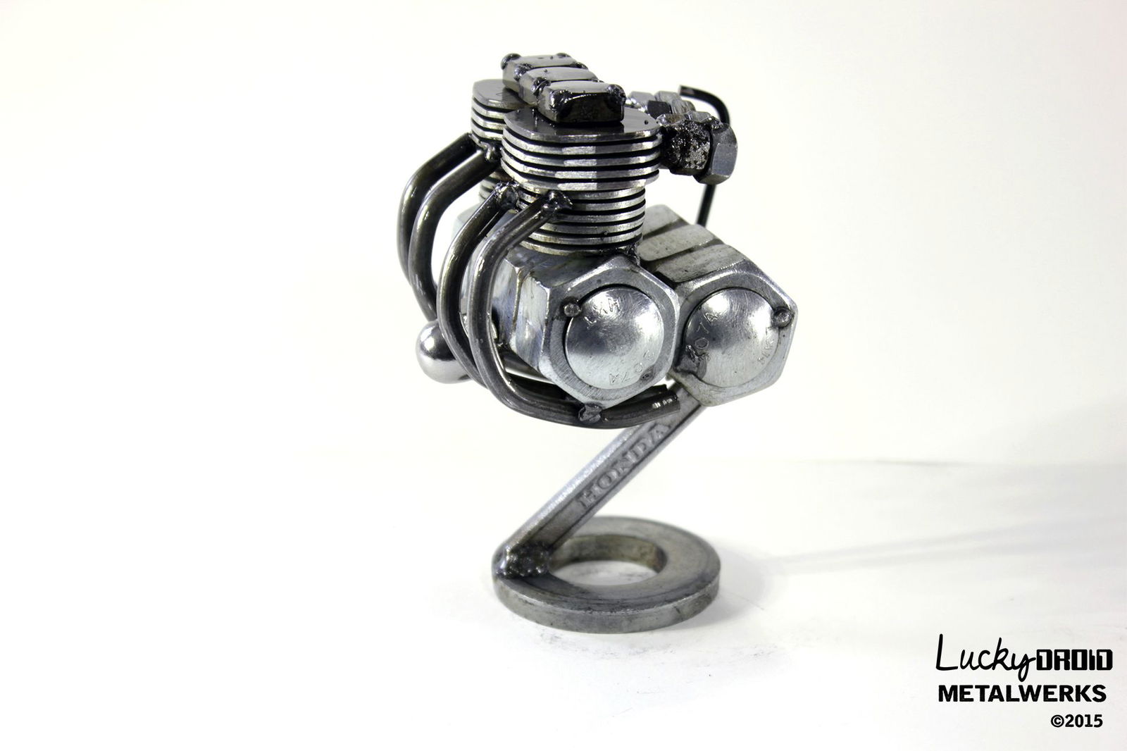 These Incredible Miniature Welded Engines Are the Coolest Things You'll See Today