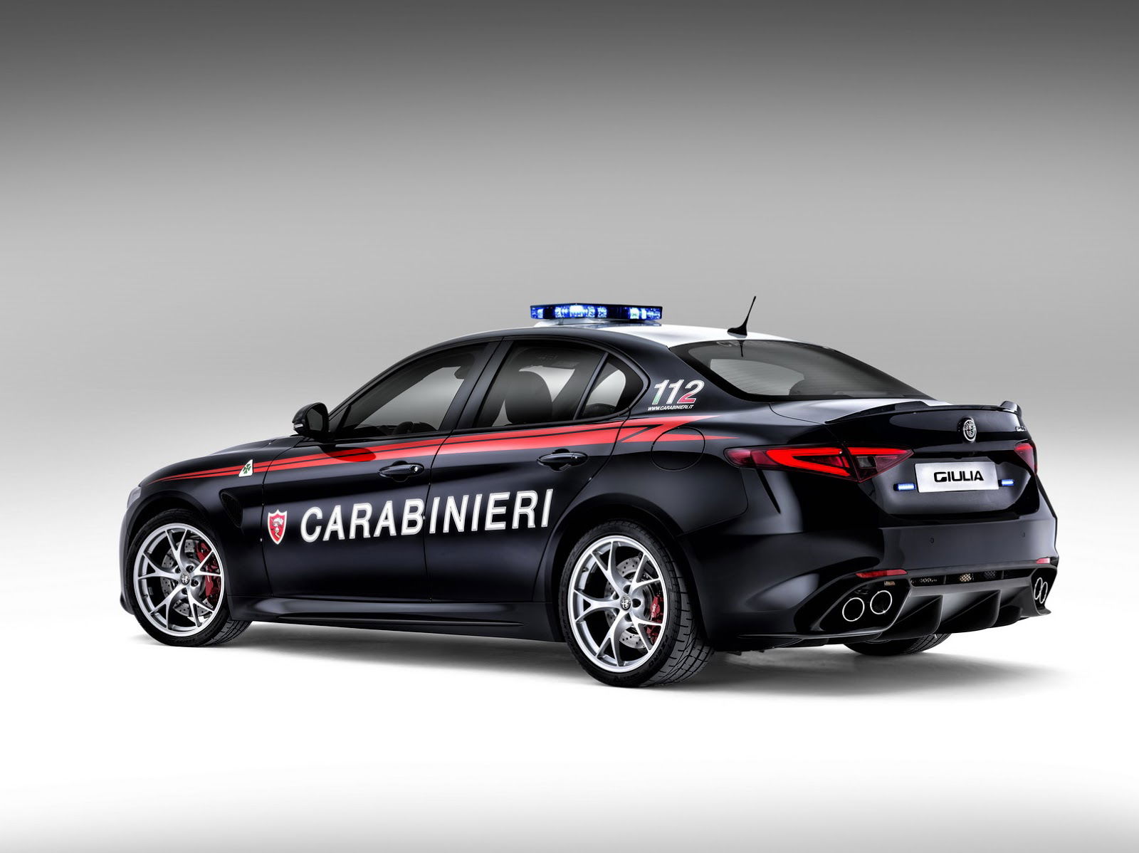 The Alfa Romeo Giulia Quadrifoglio Carabinieri Is The World’s Coolest Police Car