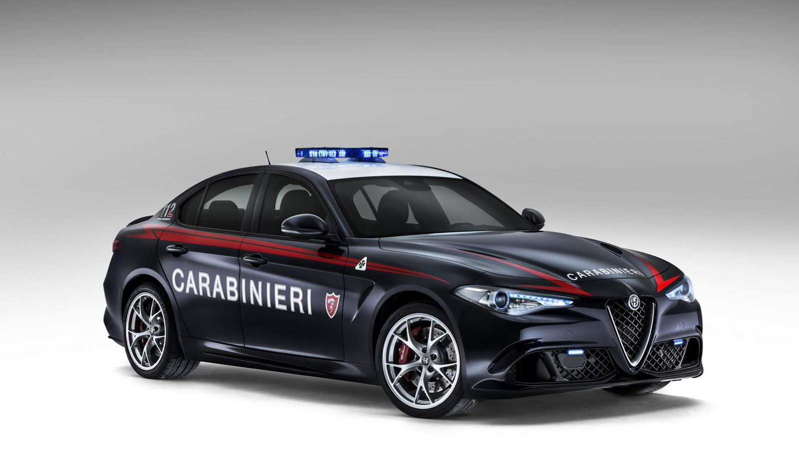 The Alfa Romeo Giulia Quadrifoglio Carabinieri Is The World’s Coolest Police Car