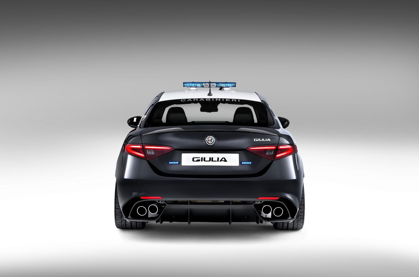 The Alfa Romeo Giulia Quadrifoglio Carabinieri Is The World’s Coolest Police Car