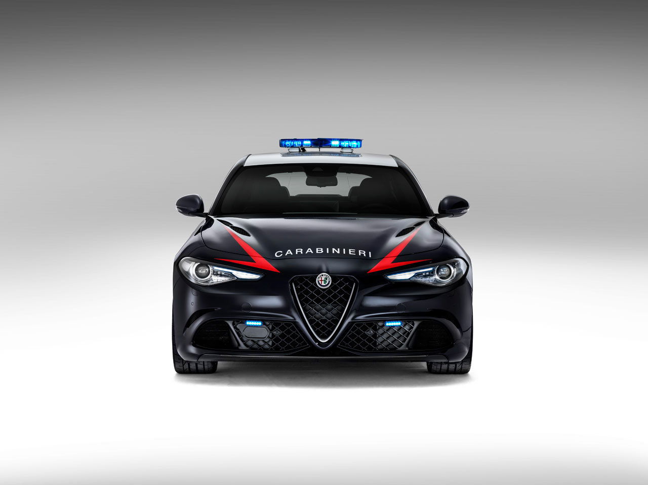 The Alfa Romeo Giulia Quadrifoglio Carabinieri Is The World’s Coolest Police Car