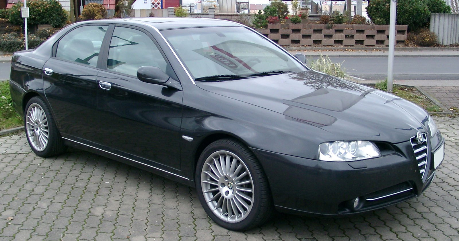 8 Rubbish Cars That Are Rare For A Reason