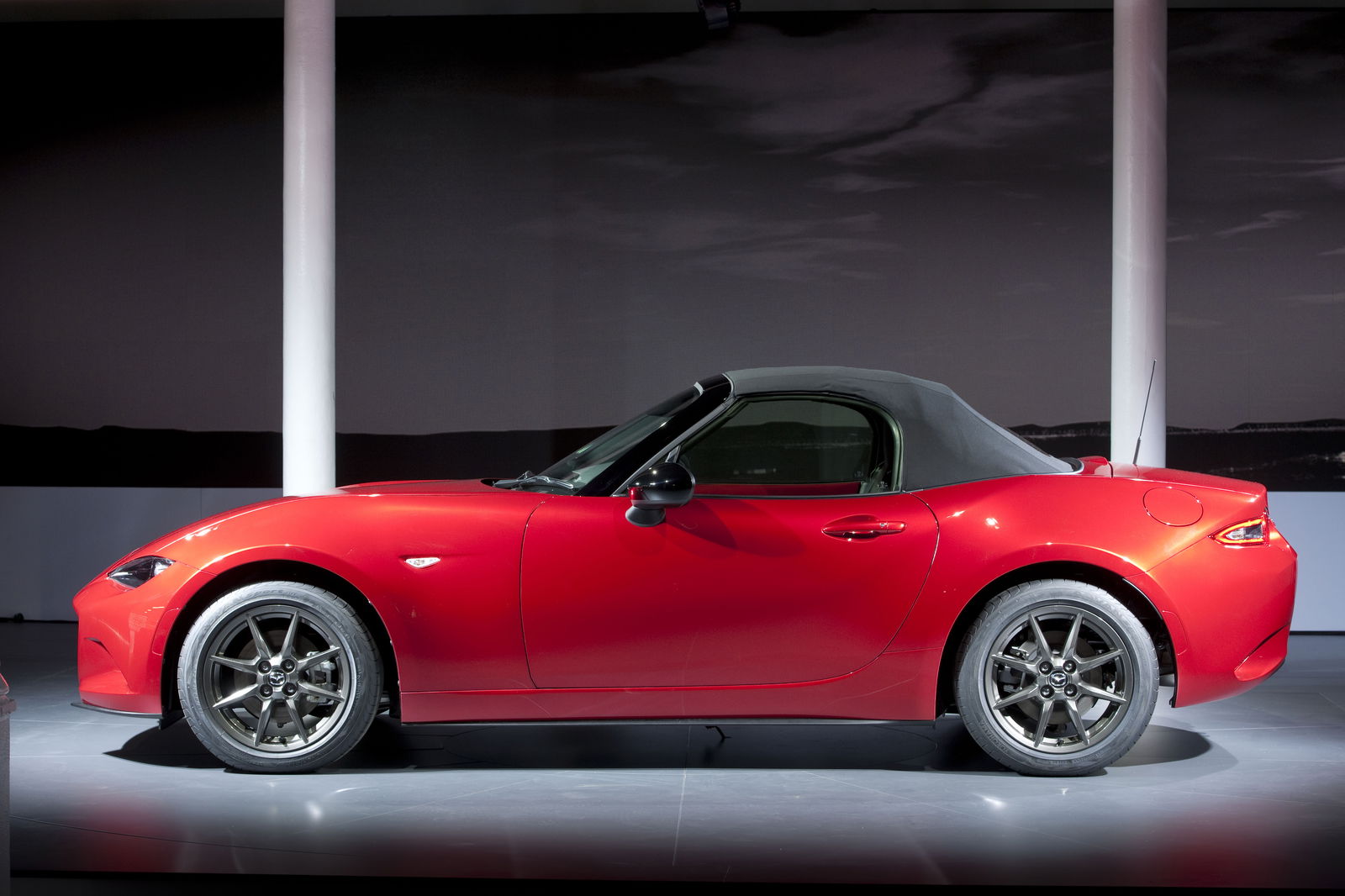 The New MX-5 'Will Come With 1.5 And 2.0-Litre Skyactiv Engines' 