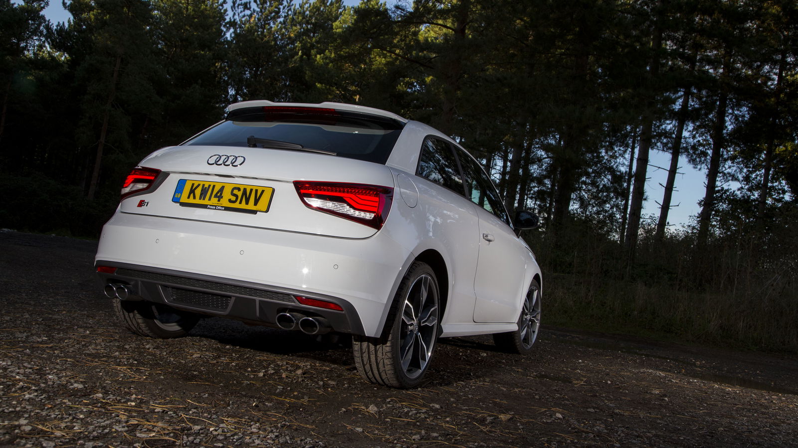 7 Cars With The Least Power Per Exhaust Pipe