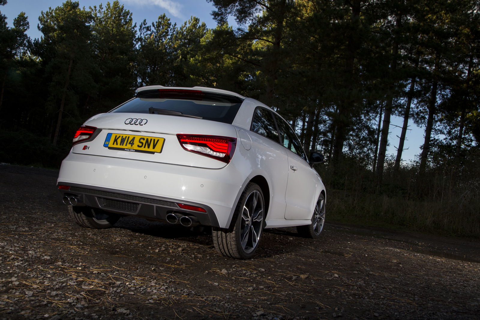 7 Cars With The Least Power Per Exhaust Pipe