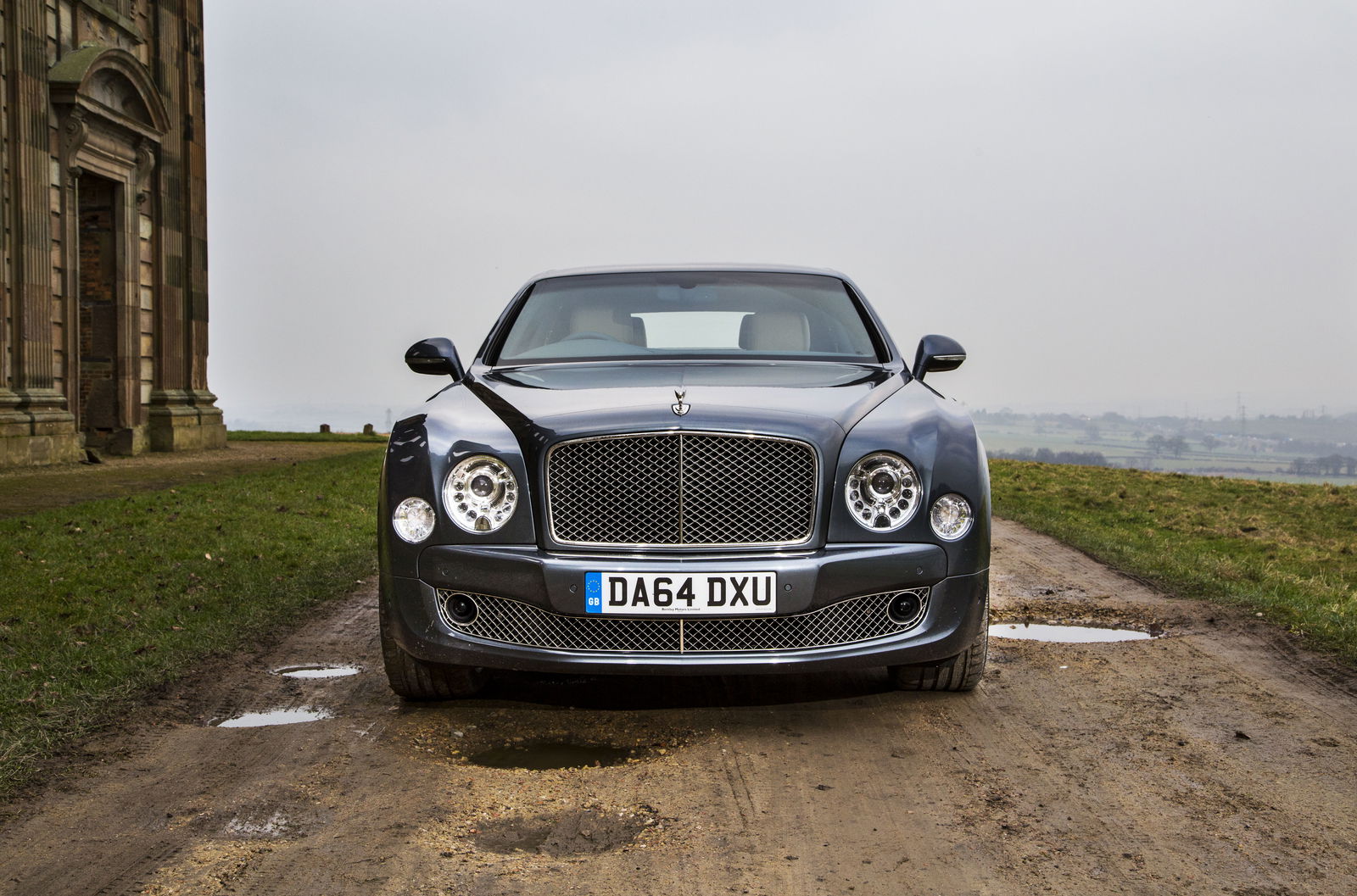 5 Ways The Bentley Mulsanne Made Me Feel Like A King