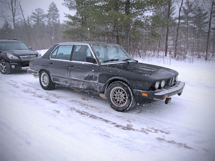 9 Cars You’d Never Expect To See In The Snow