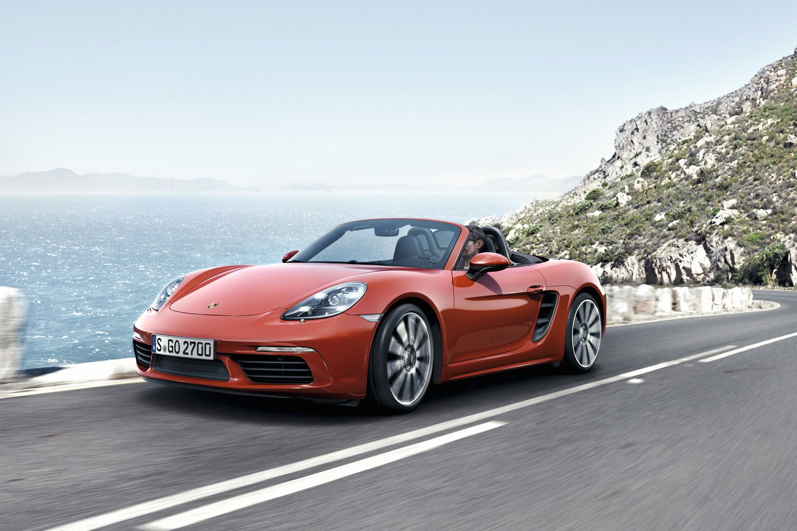 8 Things You Need To Know About The New Four-Cylinder Porsche 718 Boxster