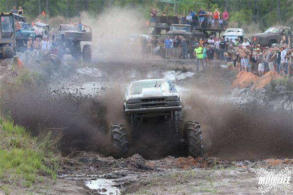 15 Epic Off-Road Hot Spots For Summer Time In The US