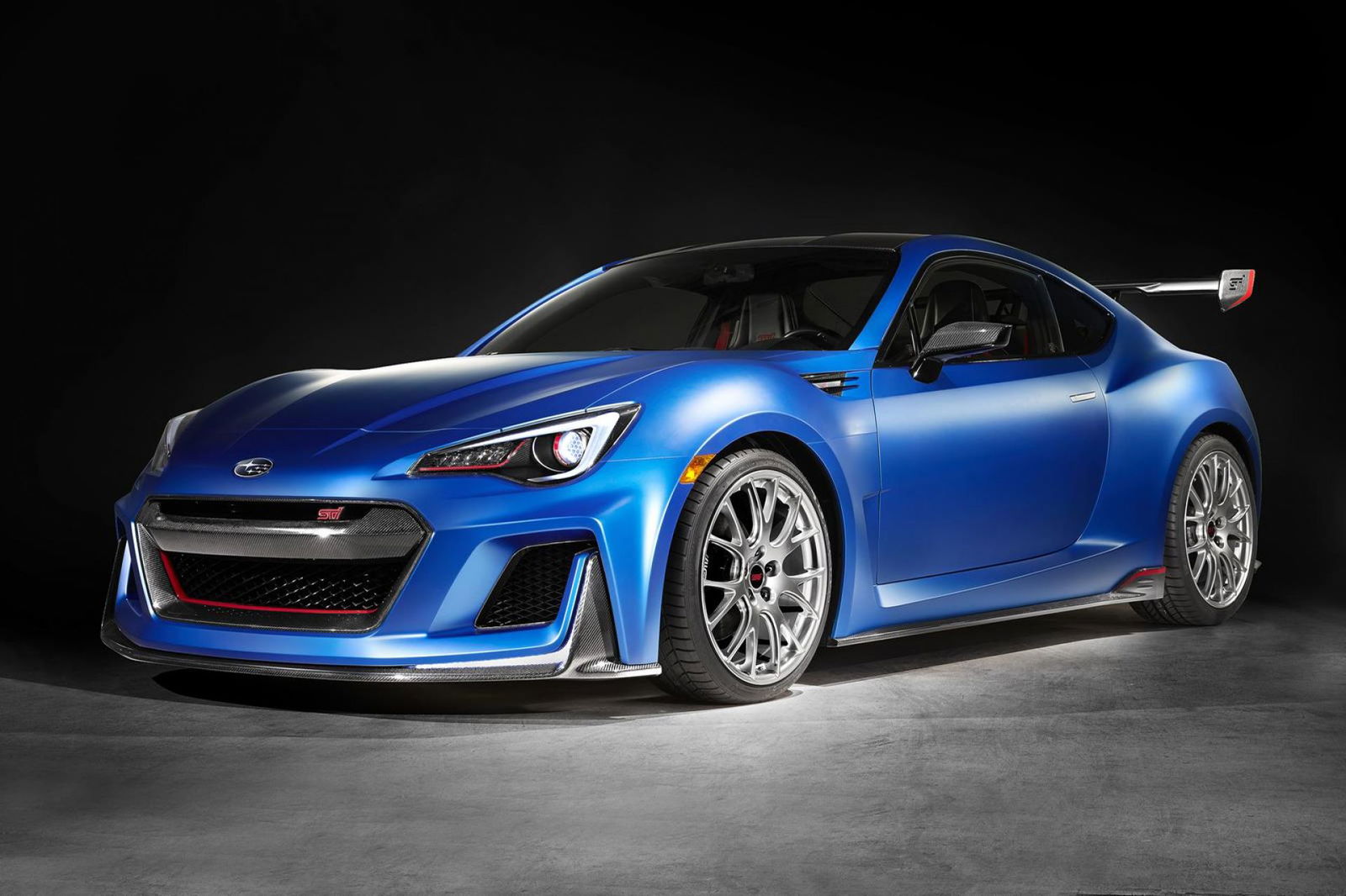 6 'Last Of The Line' Manual Supercars That Deserve Your Respect 