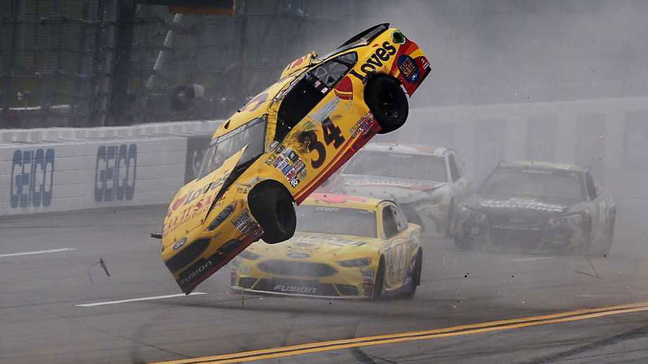8 Huge Crashes From This Weekend’s Nascar Action At Talladega