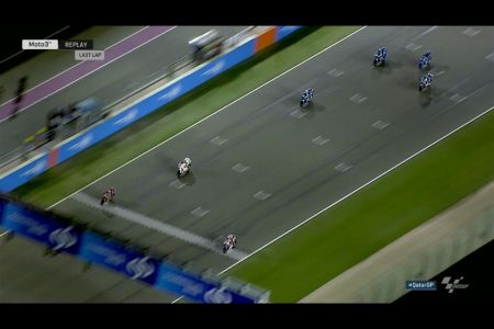 8 More Amazing Motorsport Photo Finishes