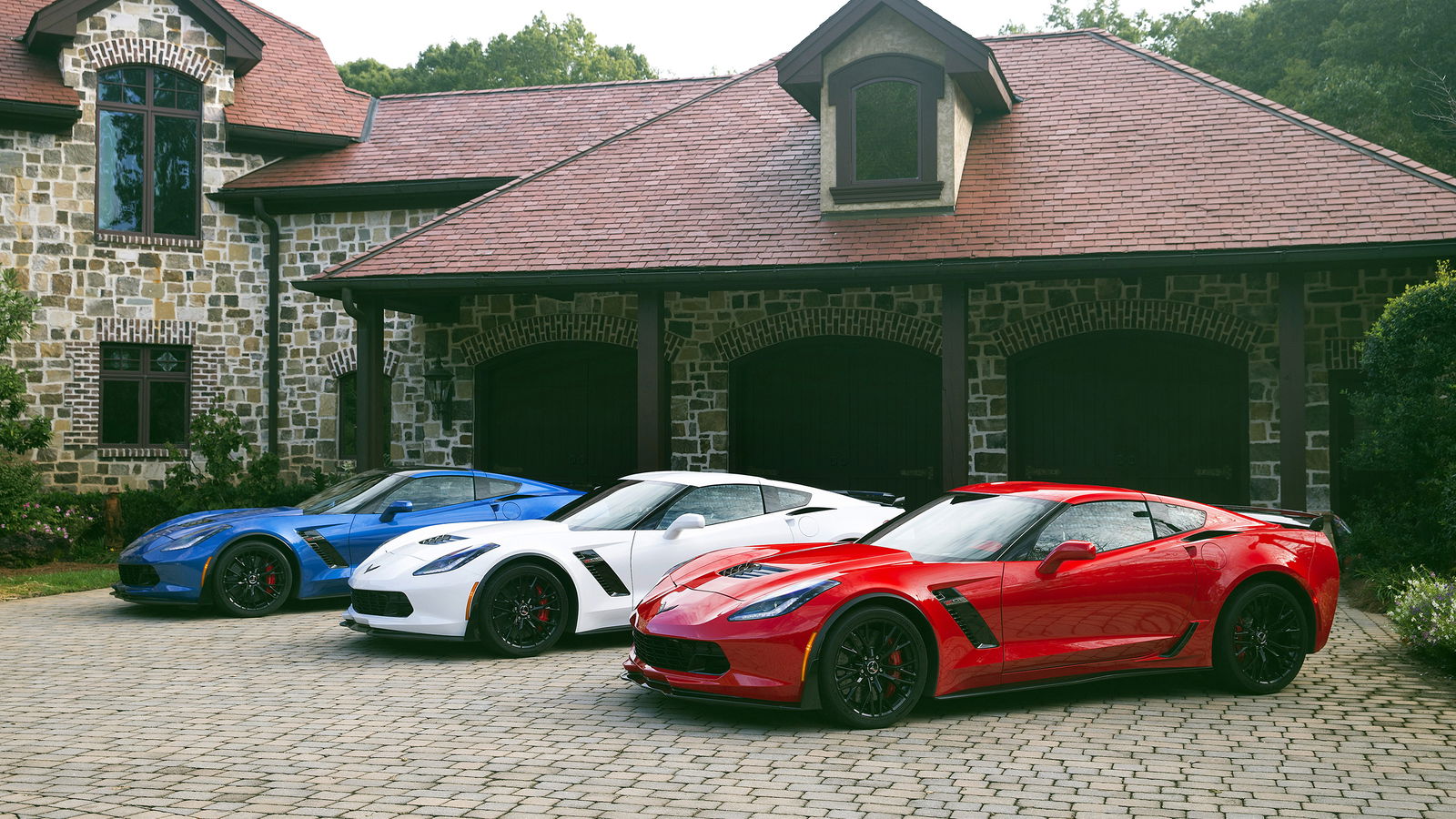 6 Petrolhead Road Trip Games That'll Break Up A Long Journey