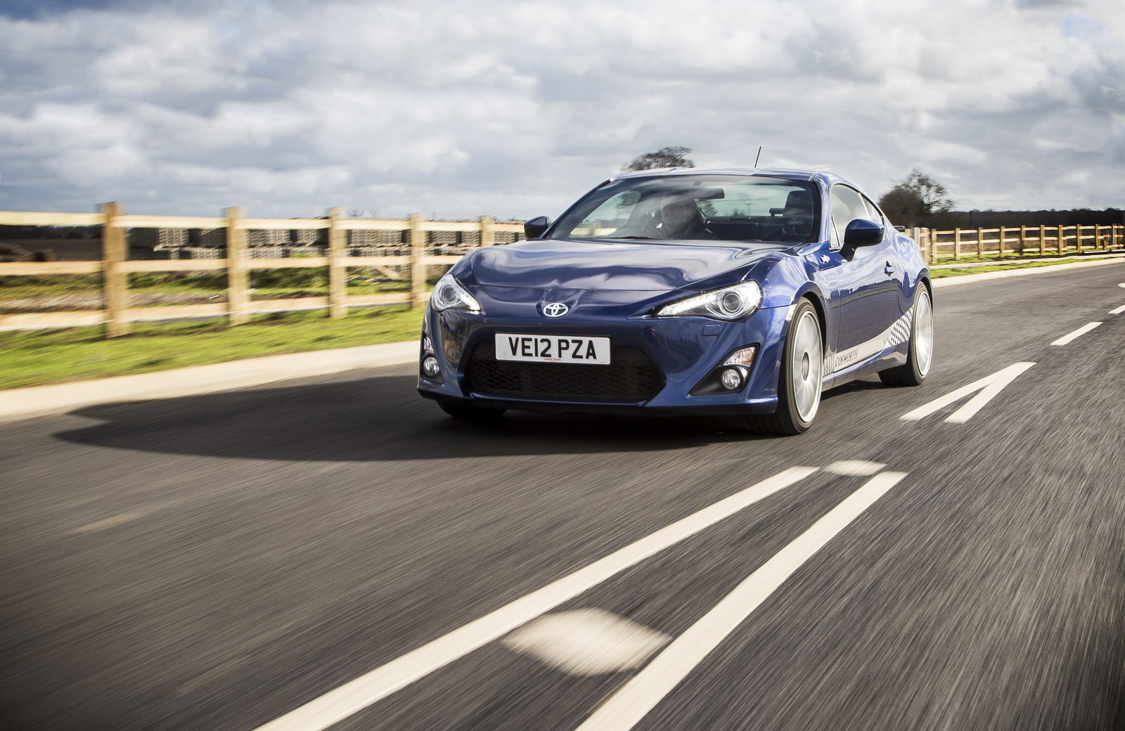 The 10 Best Sports Cars For Under £10,000