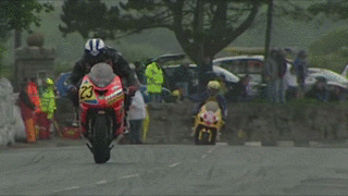 20 Amazing Gifs That Prove Road Racers Are Fearless