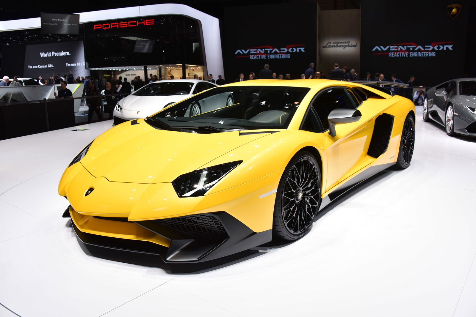 14 Incredible Automotive Industry Superlatives