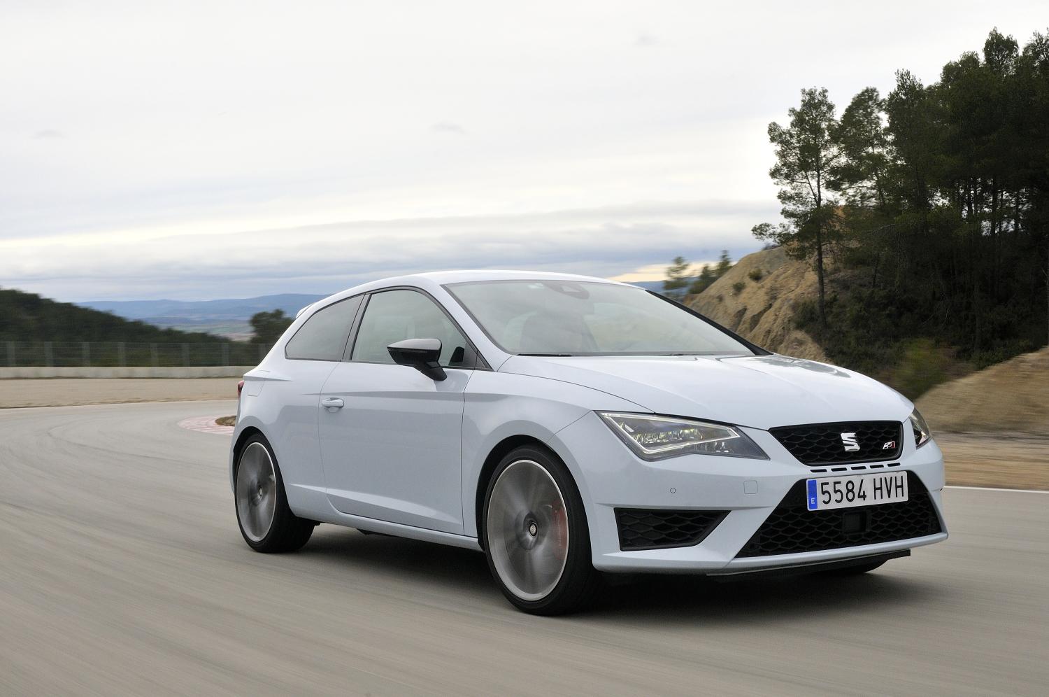 The Seat Leon Cupra 280's Front Locking Diff Proves FWD Isn't Always Wrong-Wheel Drive