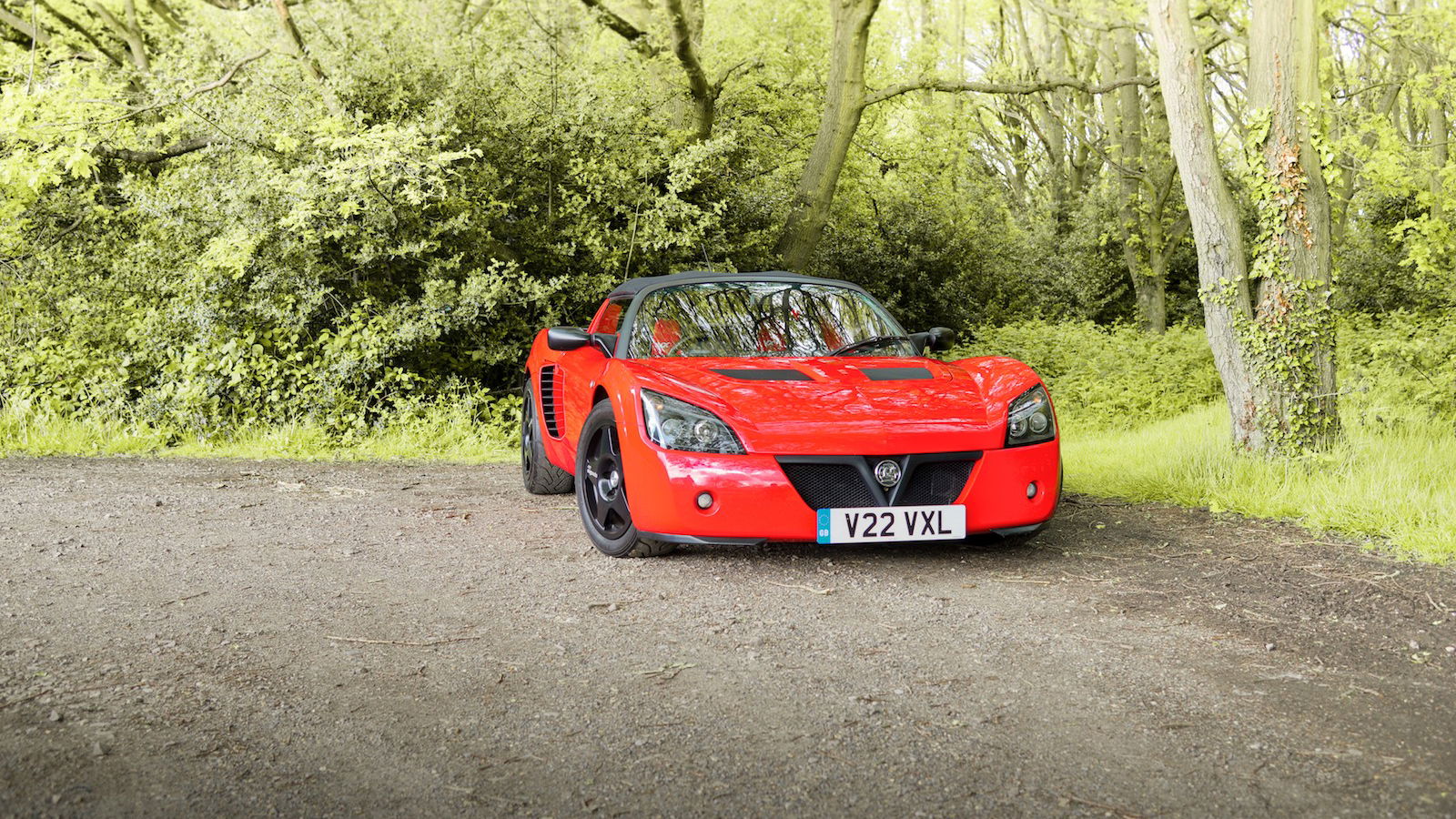 The Vauxhall VXR220 Is All The Pared-Back Road Racer I Was Hoping For