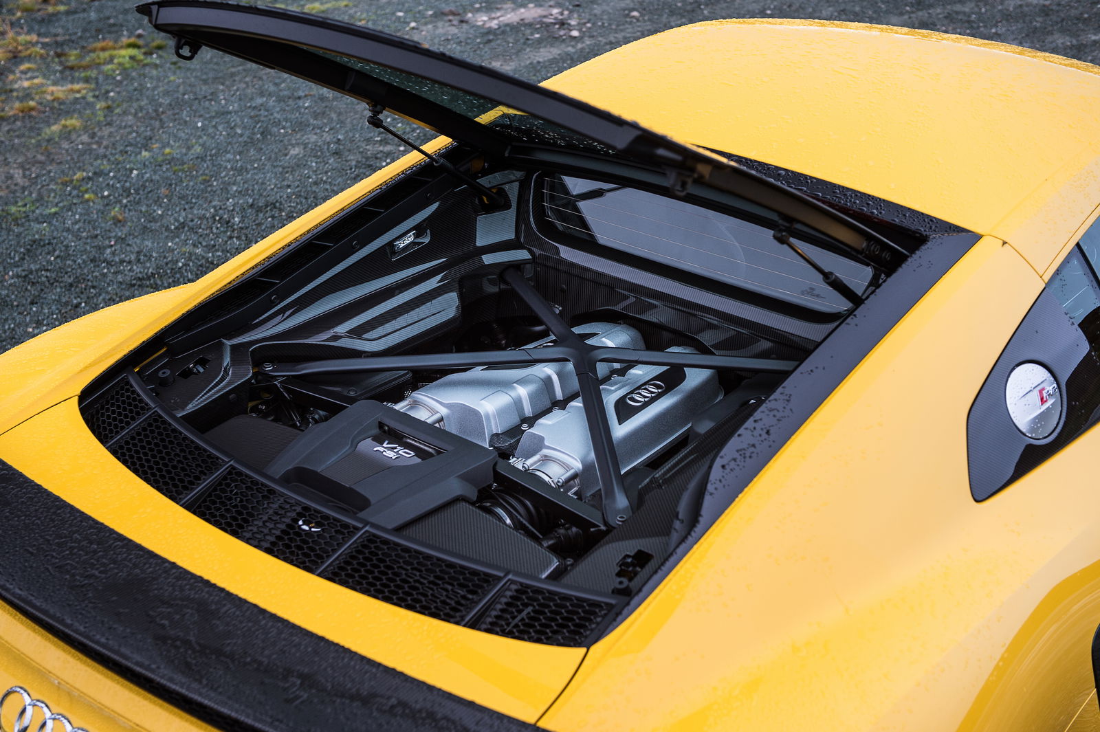 The New Audi R8 V10 Is A Beautiful 600bhp Monster You Really Can Use As A Daily