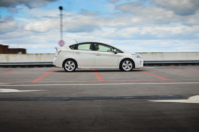 7 Surprising Lessons I Learned While Living With A Prius For 3 Months