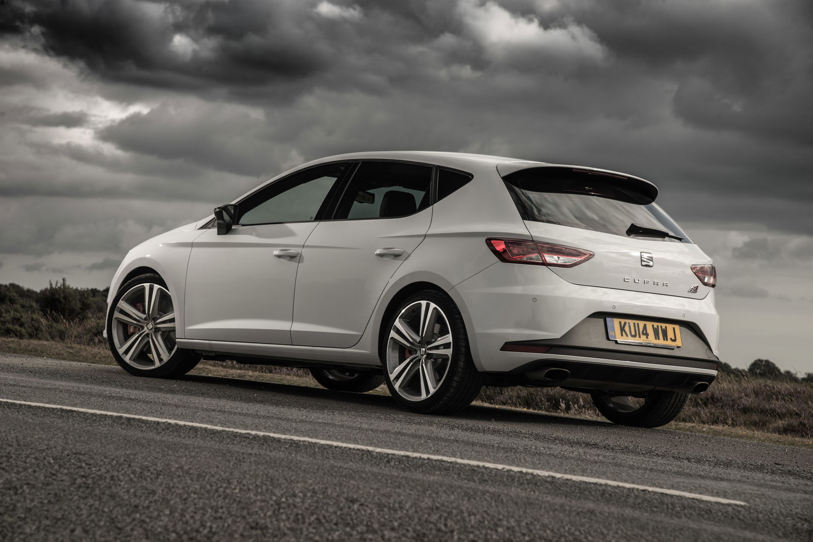 How The Seat Leon Cupra Turned My Friday Night Into A Hot Hatch Masterclass