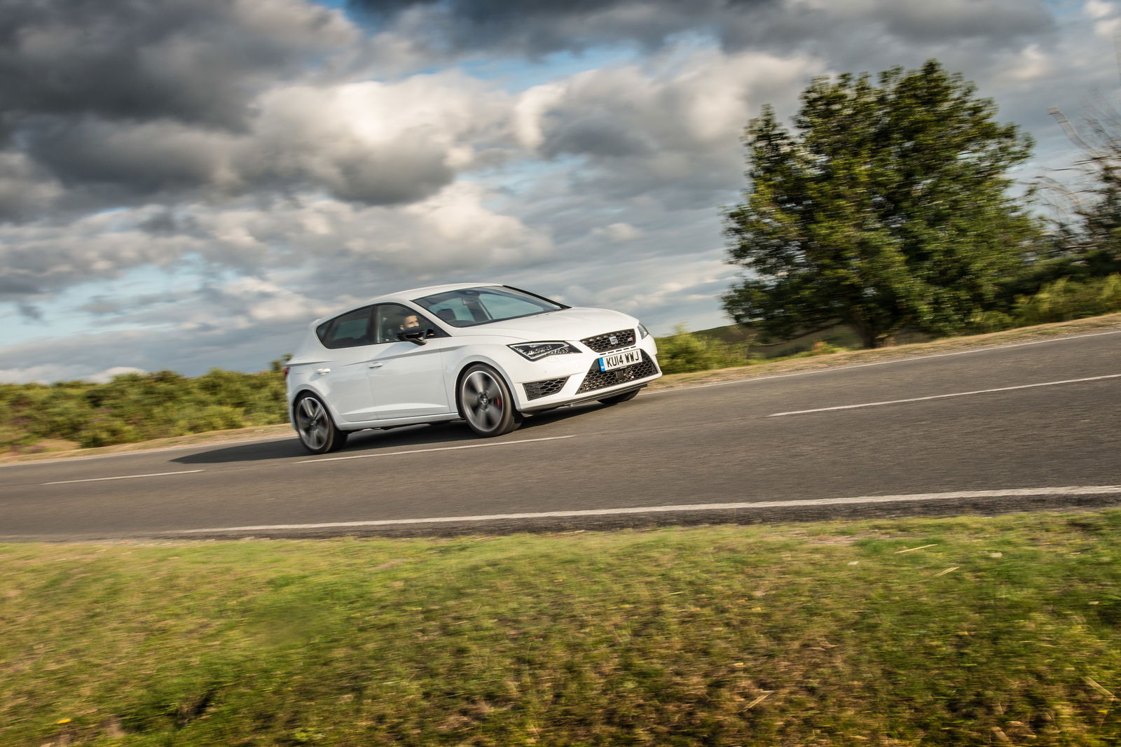 How The Seat Leon Cupra Turned My Friday Night Into A Hot Hatch Masterclass