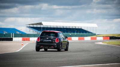 This Is What It's Like To Hoon A 2015 Mini JCW Around Silverstone