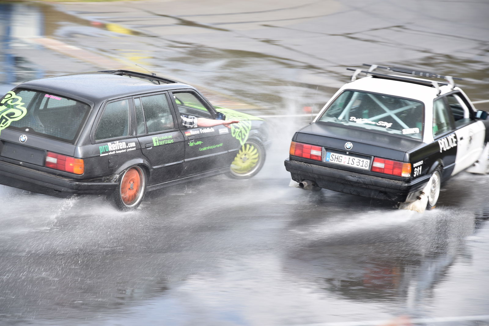 Wicked tandem action!