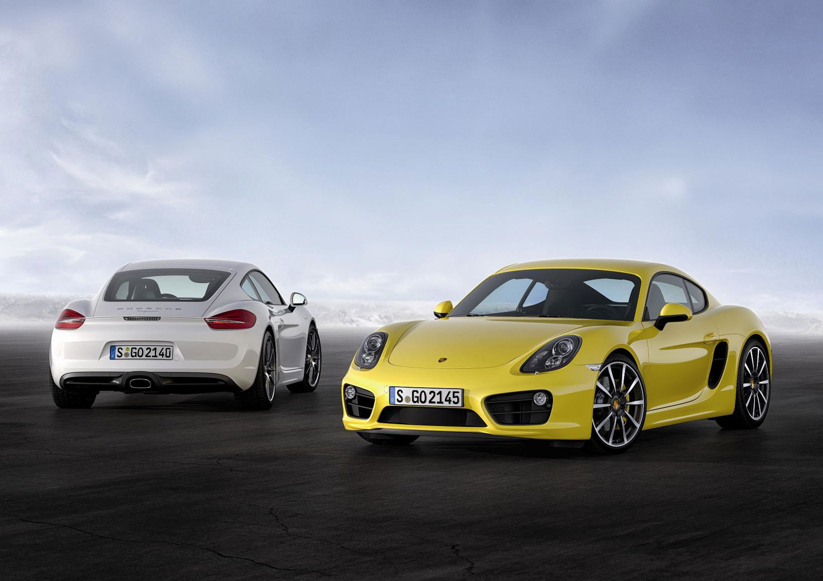 8 Things You Need To Know About The New Four-Cylinder Porsche 718 Boxster