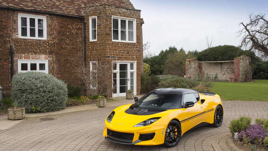 The Lotus Evora Sport 410 Is A Lightweight Mid-Engined Weapon For People Who Don't Want A Porsche