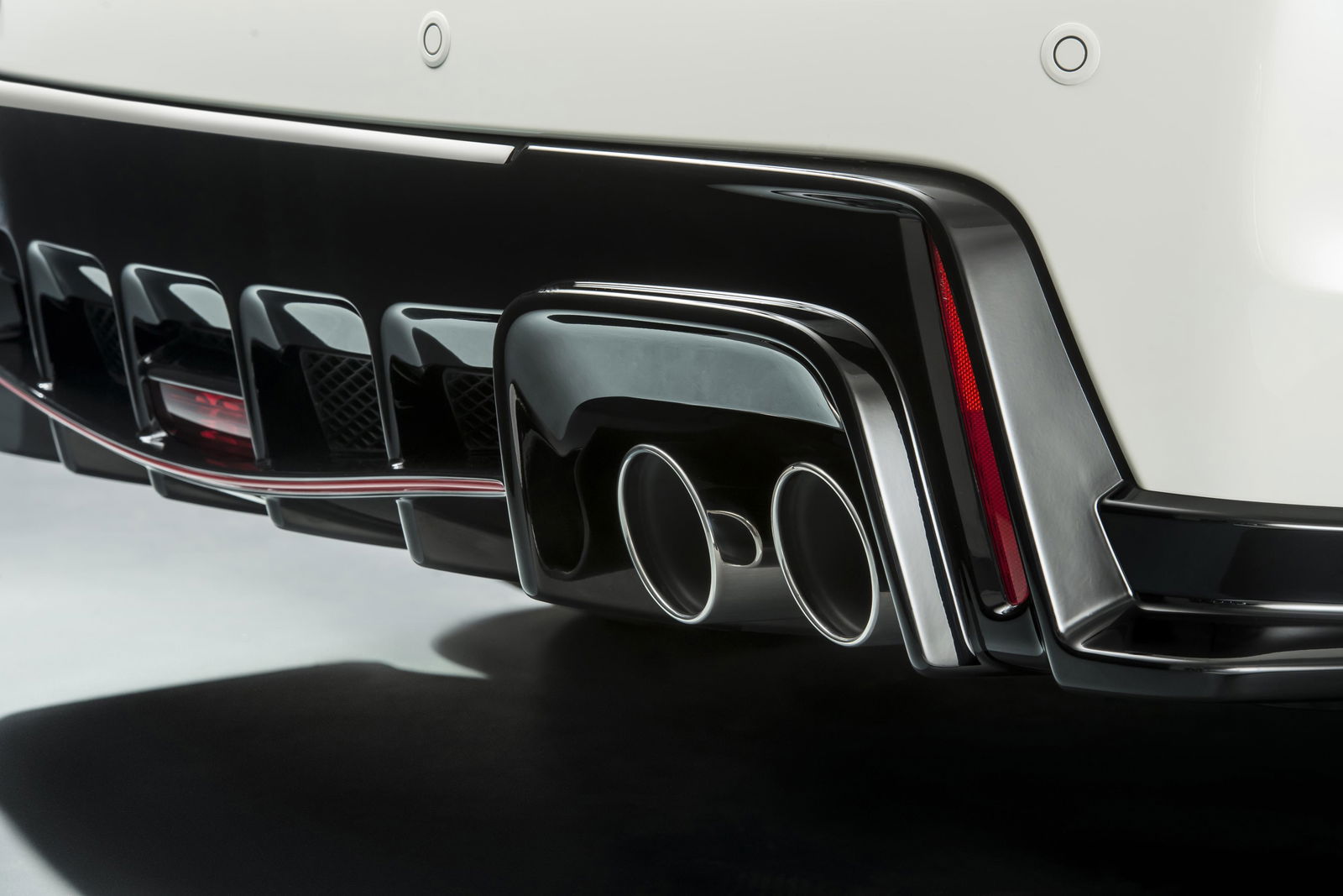 This Is The New Honda Civic Type-R: 306bhp, 167mph And A Massive Rear Wing