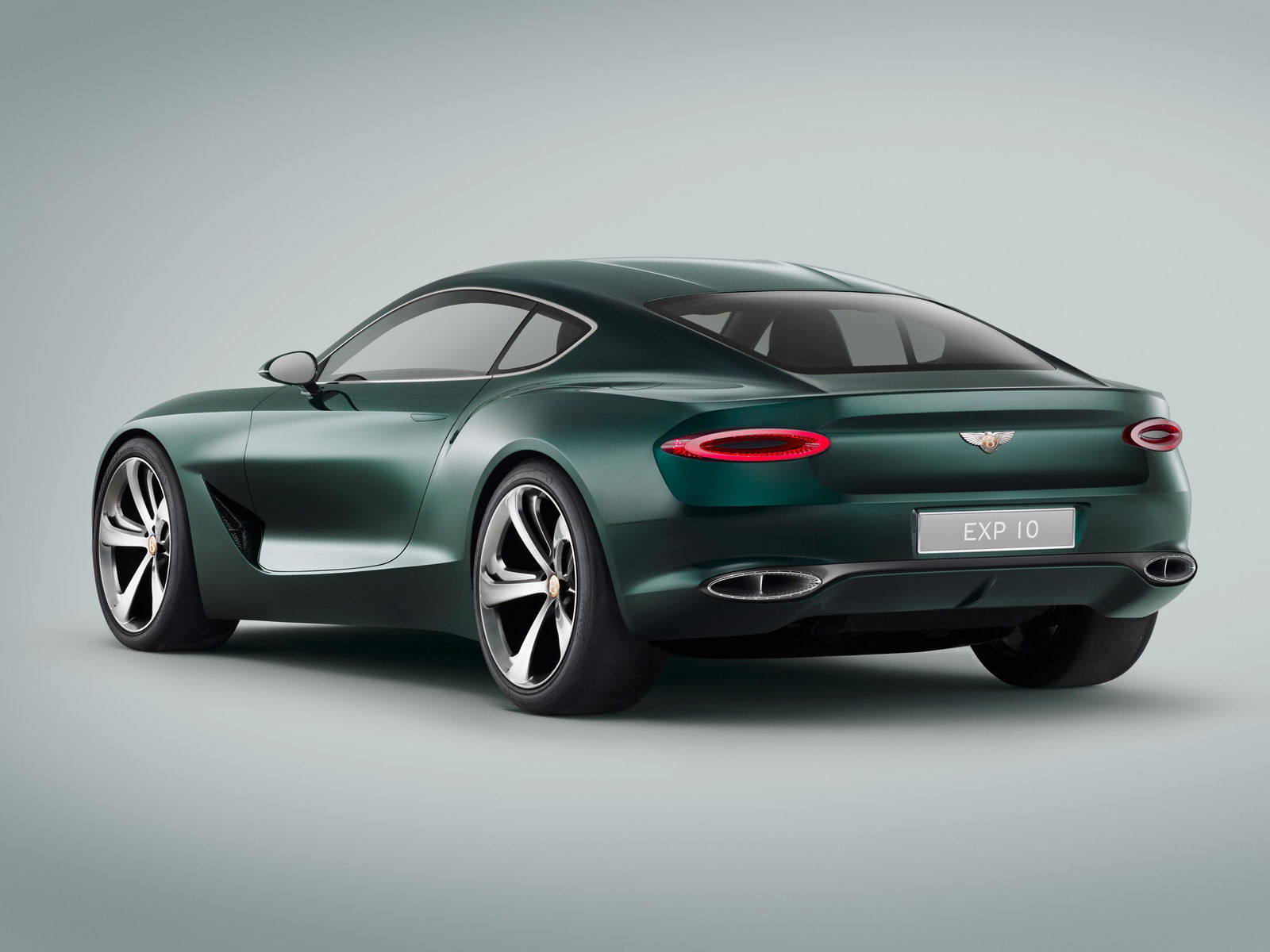 Bentley's EXP 10 Concept Car Is The Posh British Alternative To A Ferrari 458