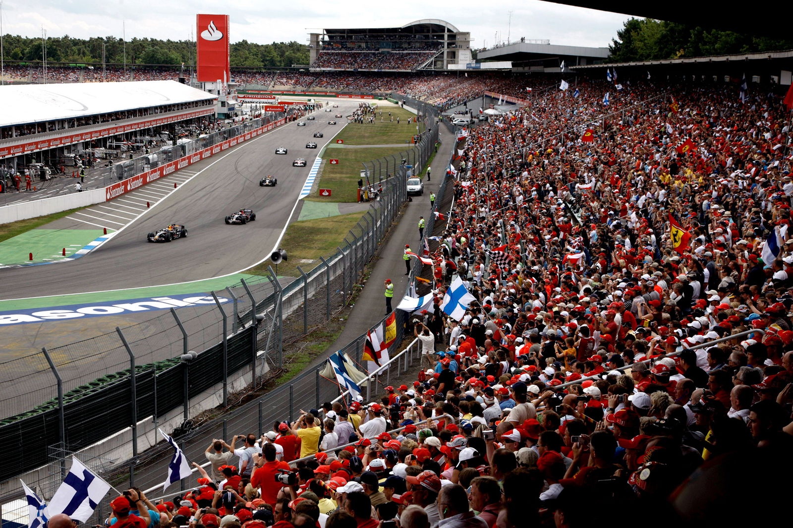 14 Things You Definitely Won't Hear An F1 Fan Say